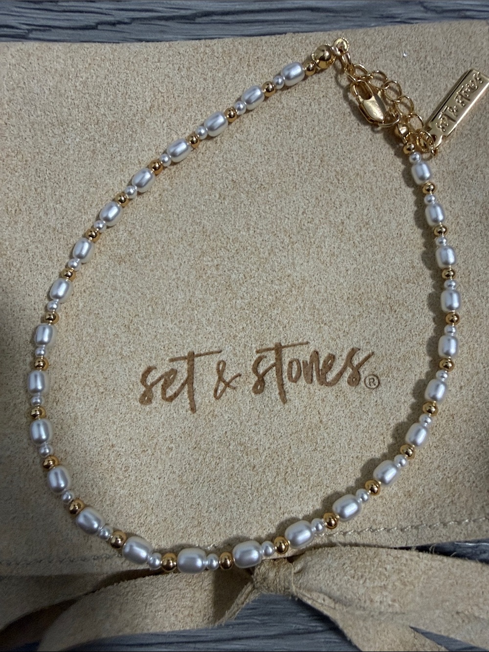 Set & Stones Shelly Anklet - Picture 2 of 3